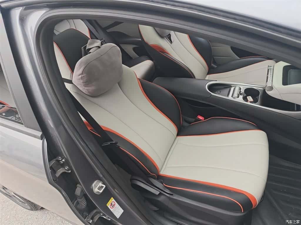 BYD Dolphin, 2022 25