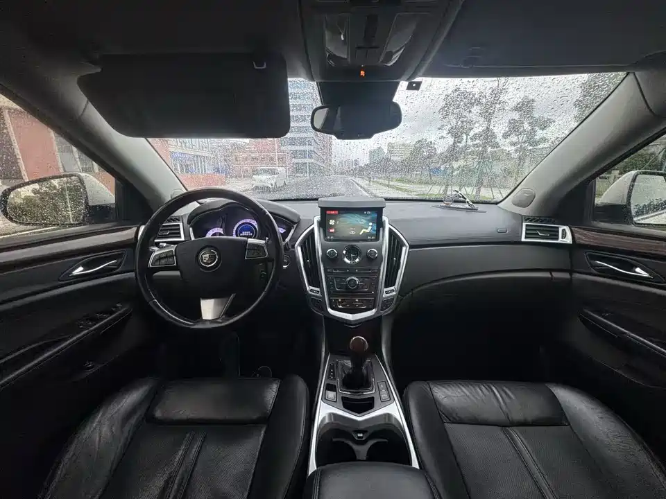 Cadillac SRX