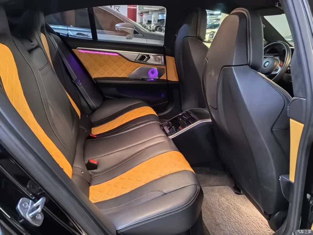 BMW M8, 2021 6