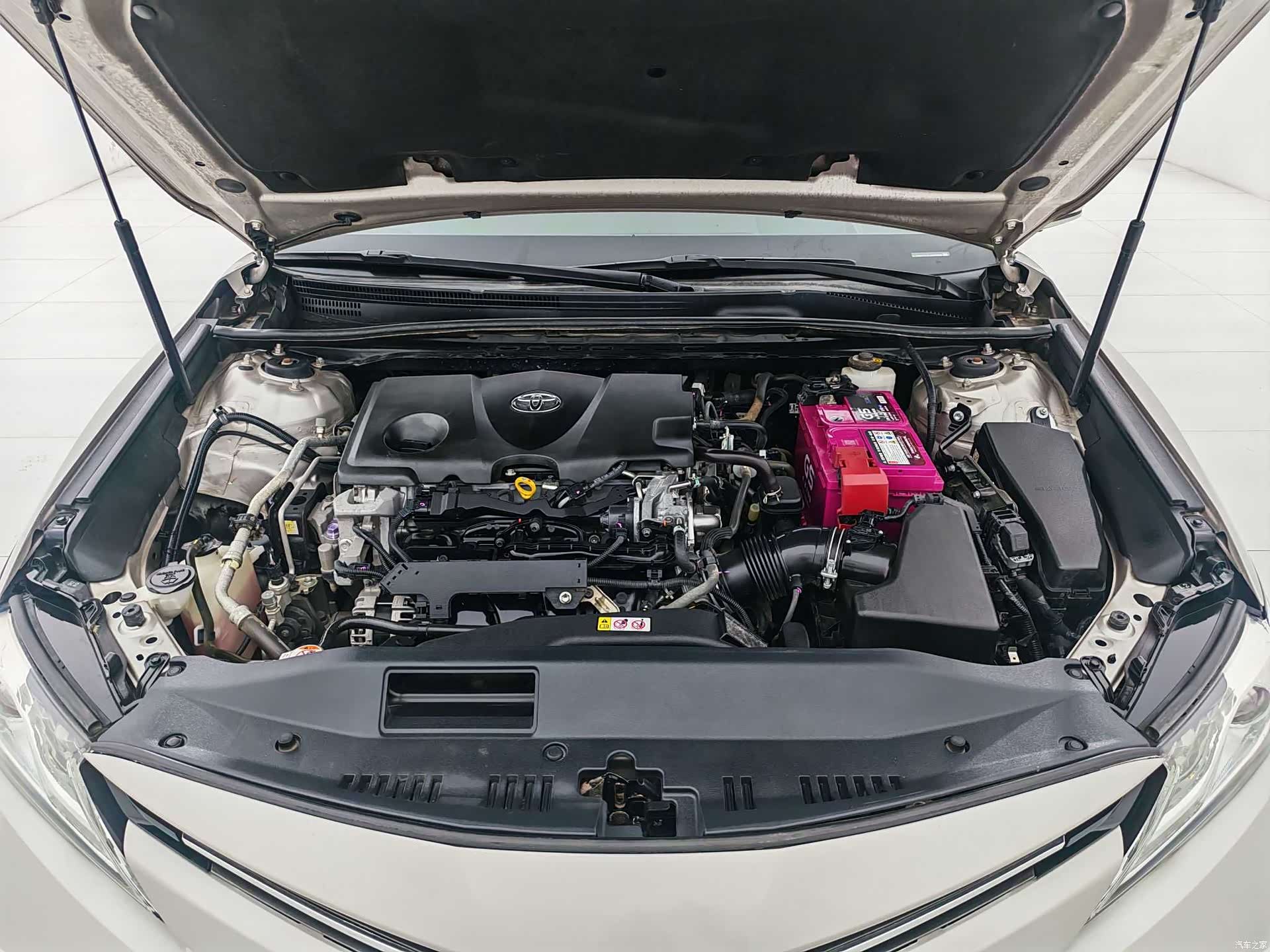 Toyota Camry, 2018 14