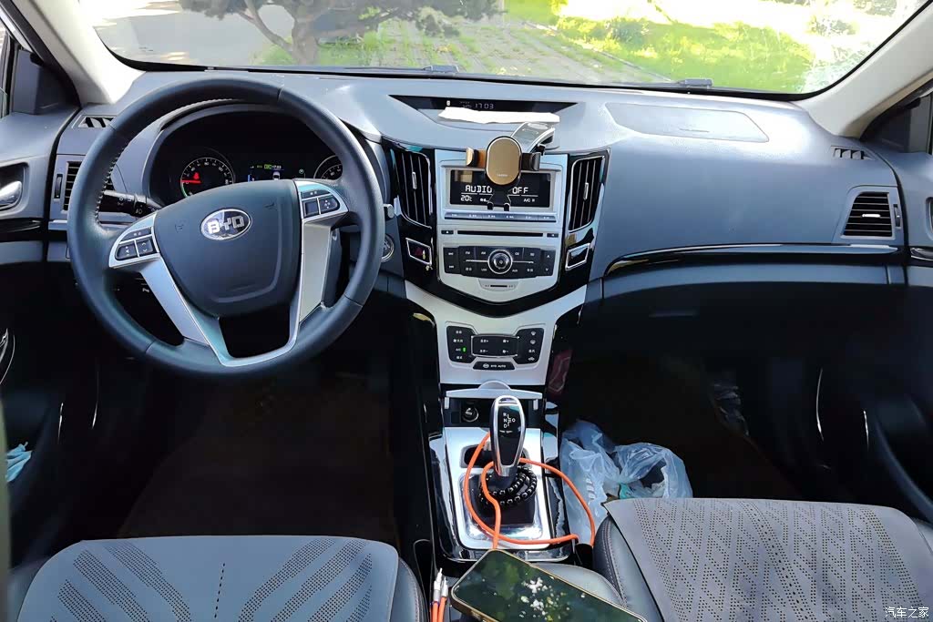 BYD E5, 2016 12