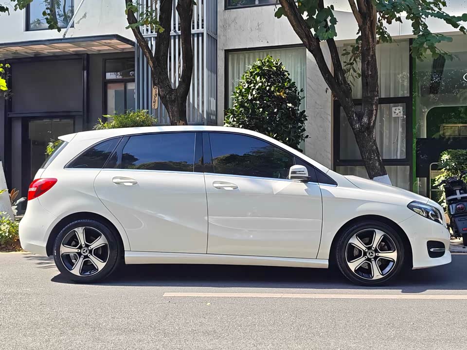 Mercedes-Benz Class B