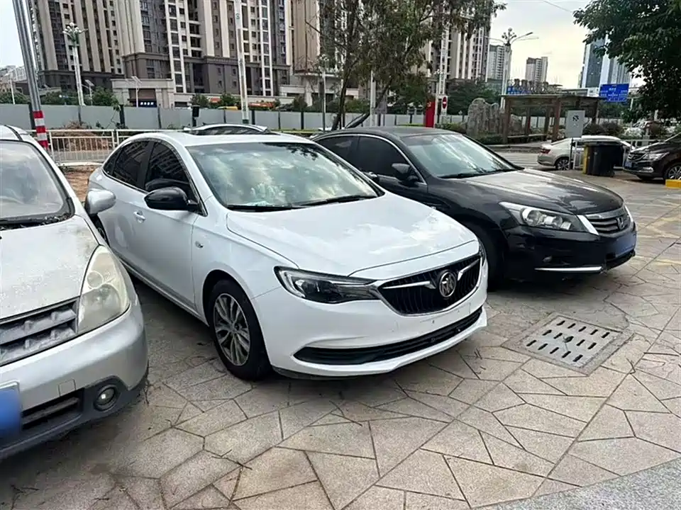 Buick Yinglang