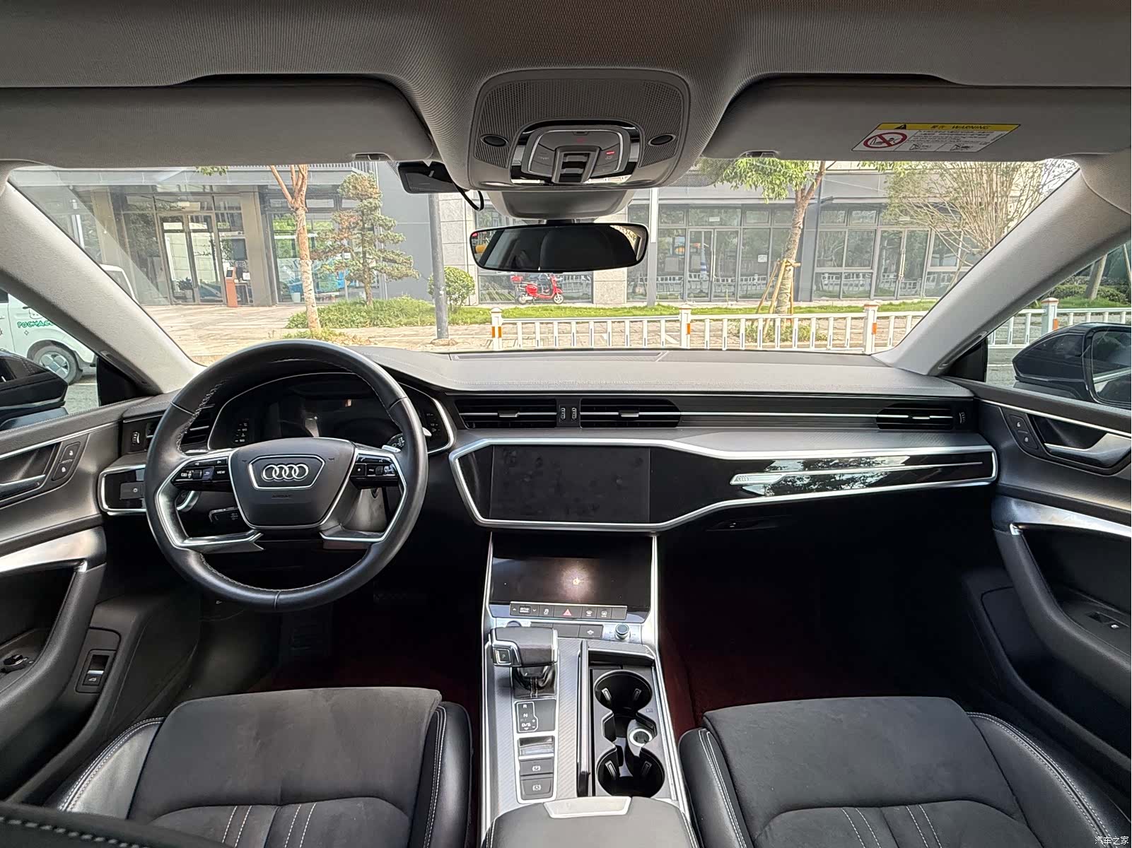 Audi A7L, 2023 10