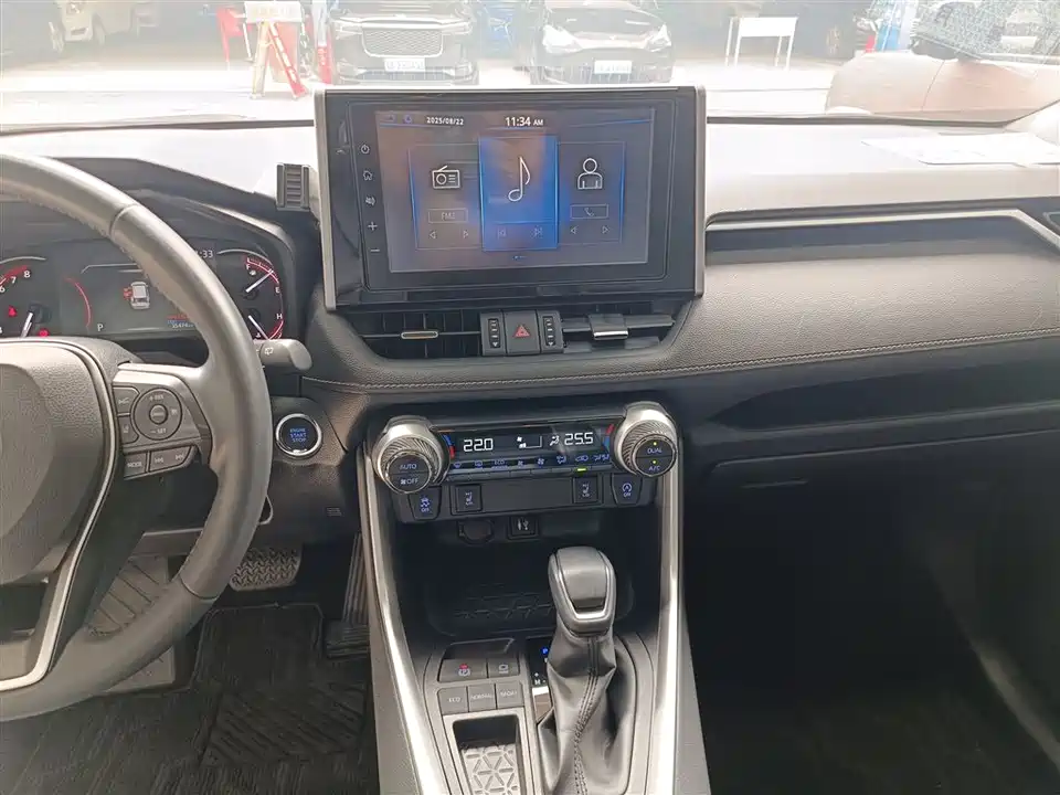 Toyota RAV4 Rongfang