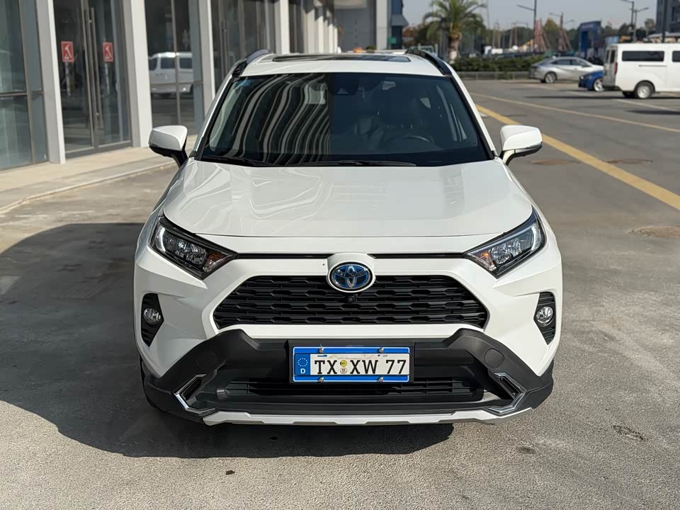Toyota RAV4 Rongfang Dual Engine E+