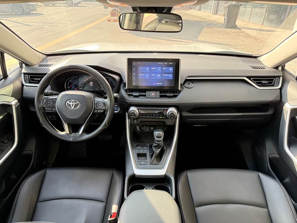 Toyota RAV4 Rongfang Dual Engine E+