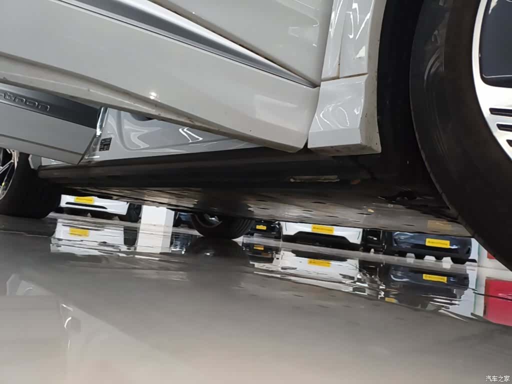 Audi Q4 e-tron, 2023 21