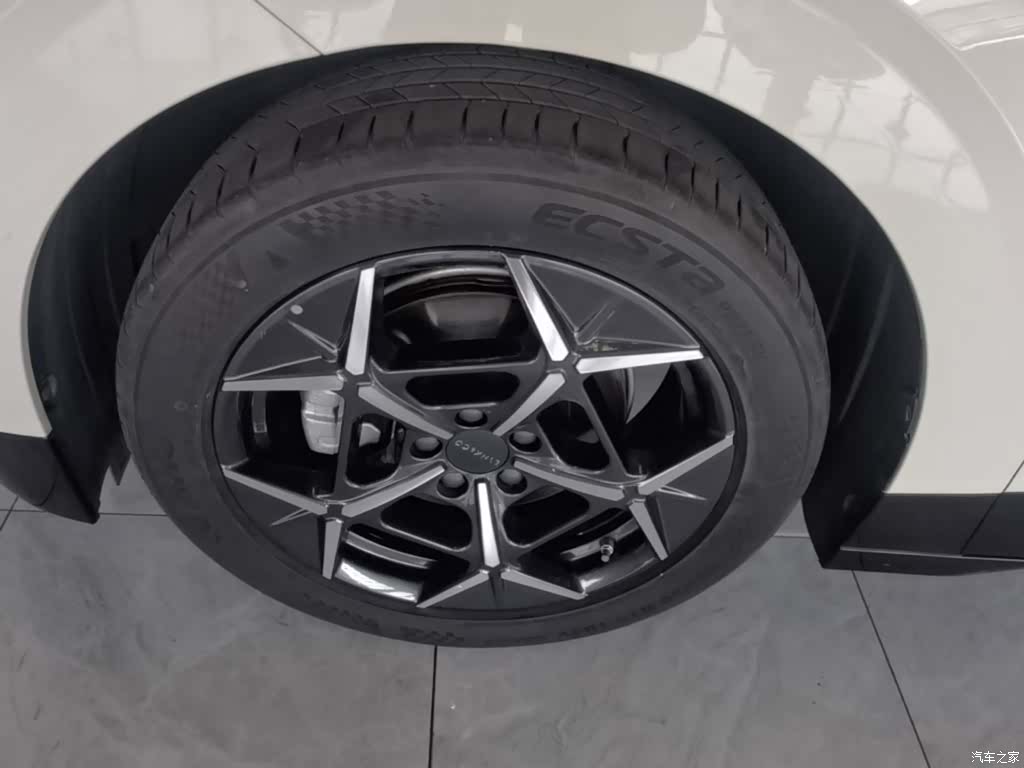 Lynk & Co 02, 2025 23