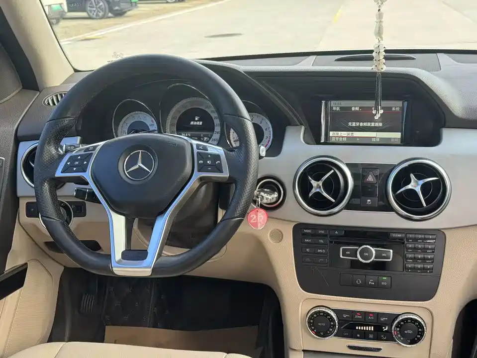 Mercedes-Benz GLK class