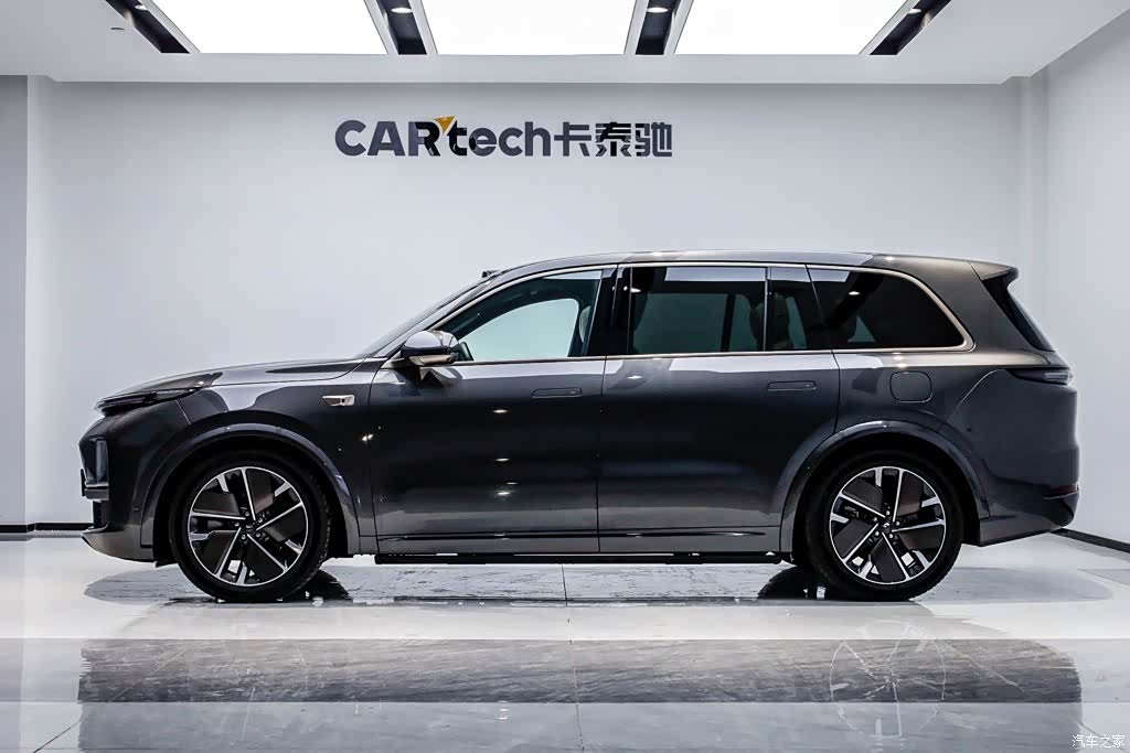Li Auto L9, 2025 все фото