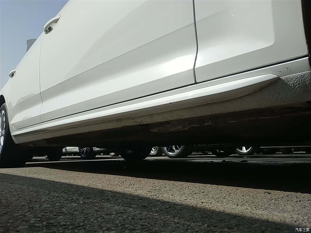 Audi A4L, 2019 21