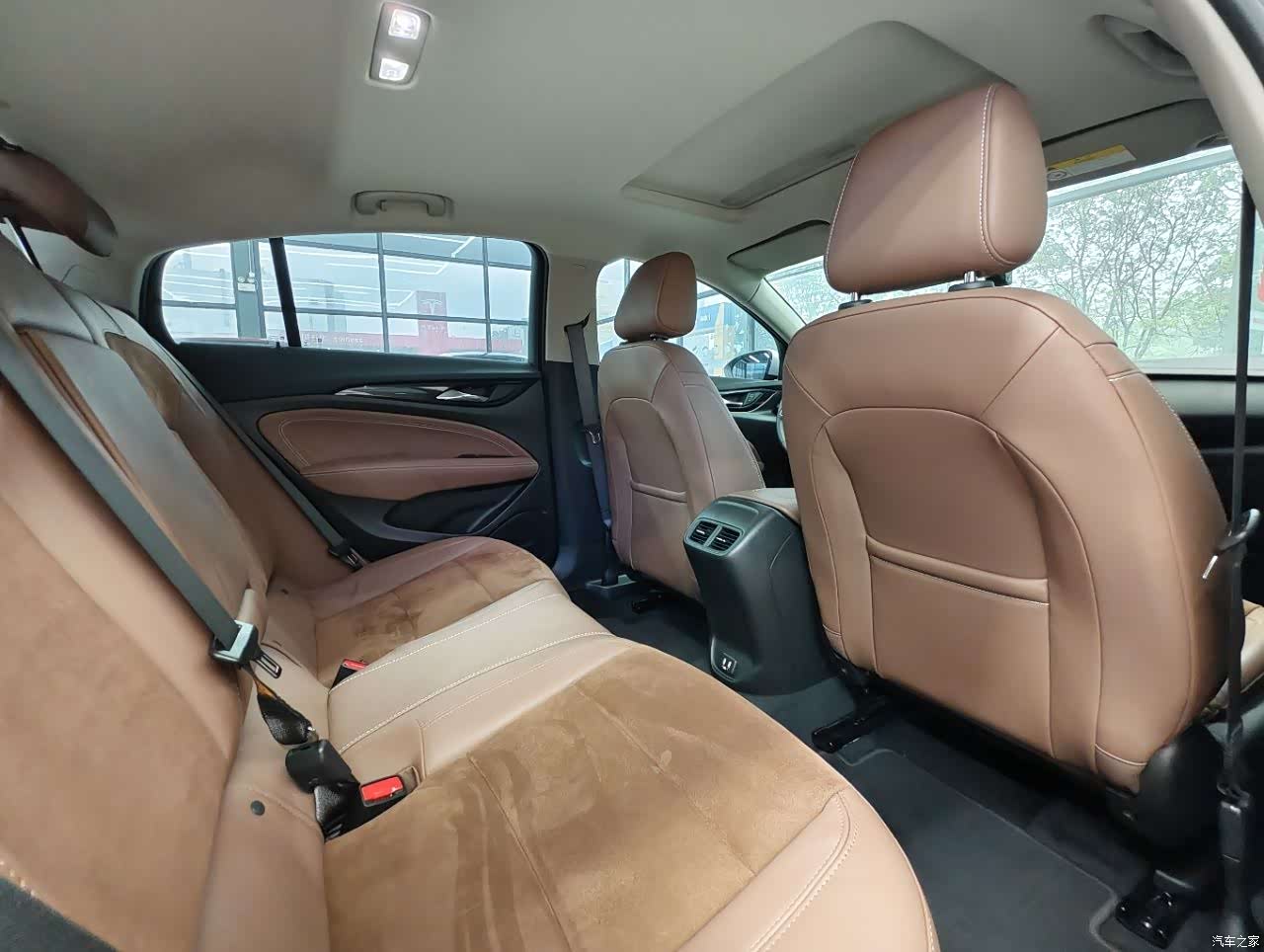 Buick Regal, 2022 10