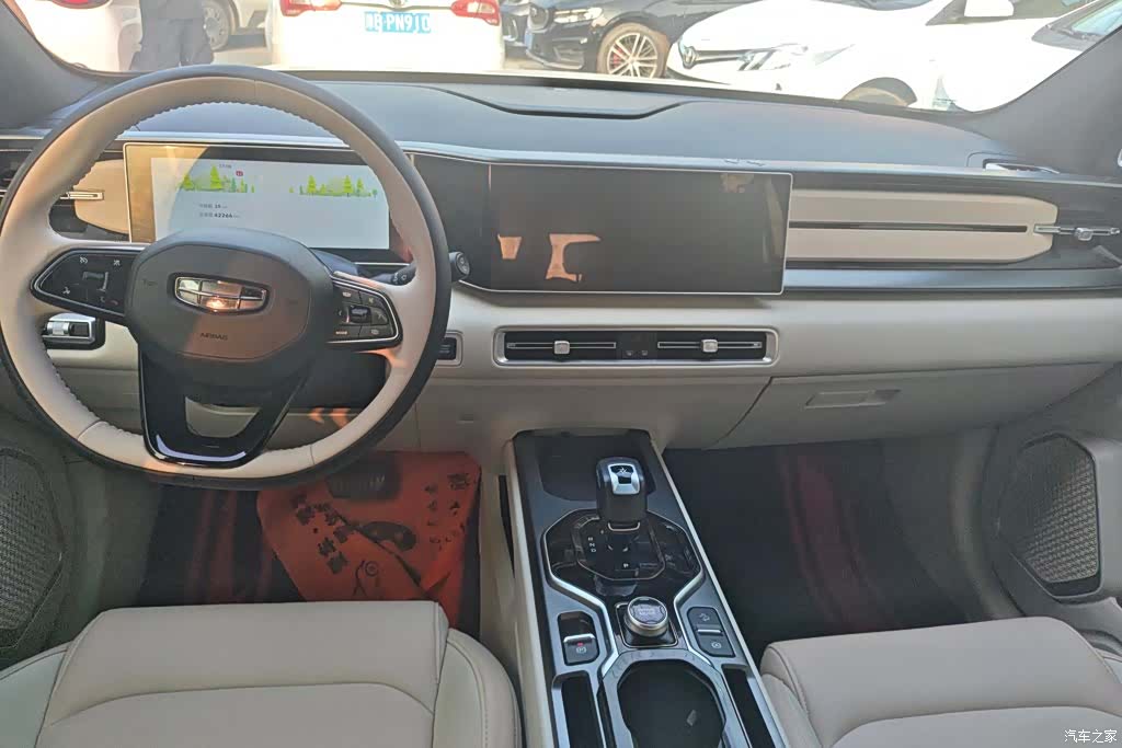 Geely Icon, 2023 12