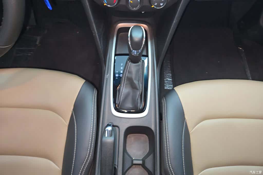Chevrolet 320, 2022 16