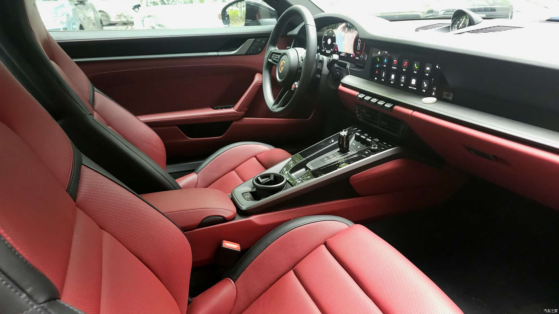 Porsche 911, 2025 7