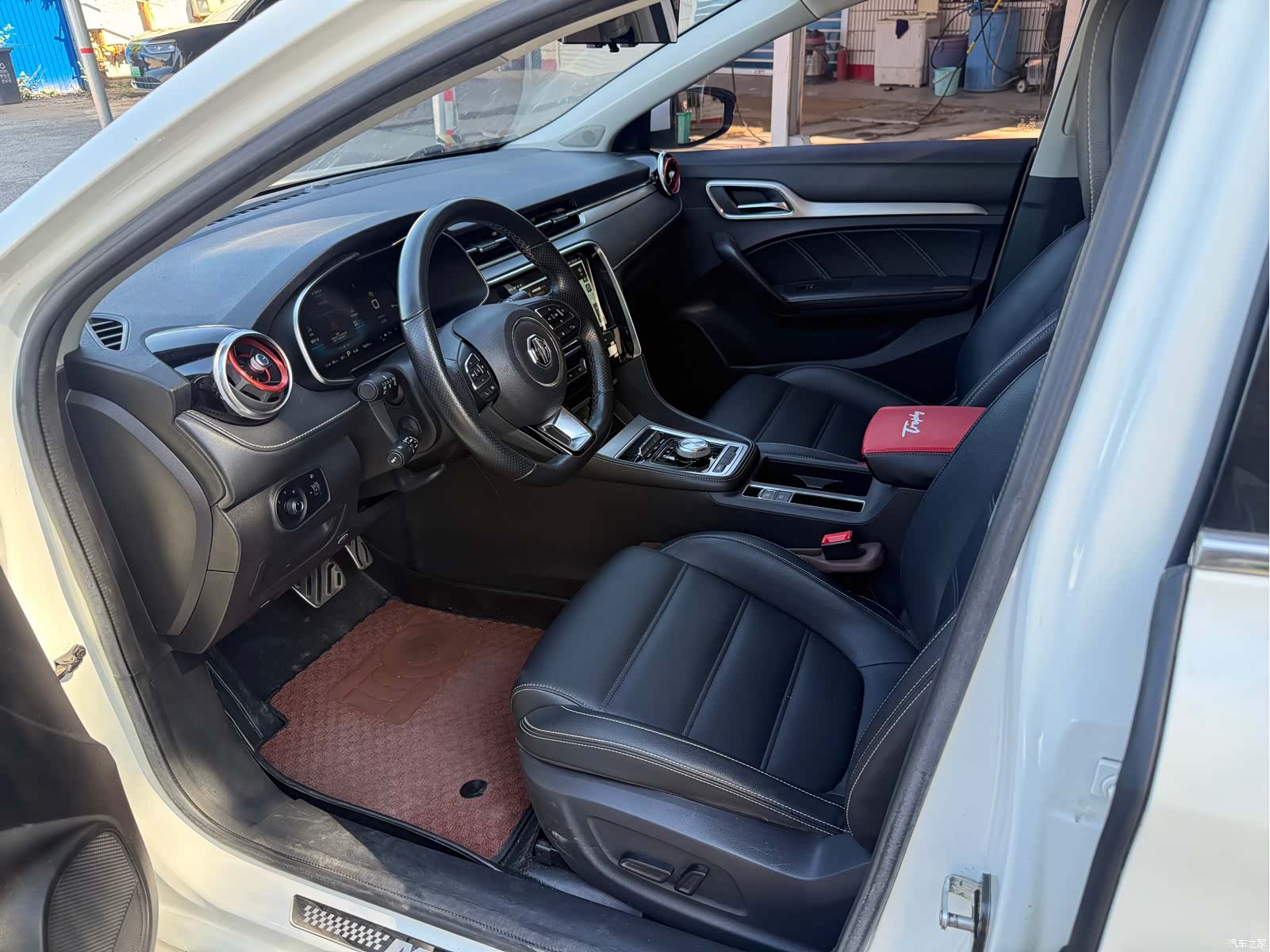 MG 6, 2018 все фото