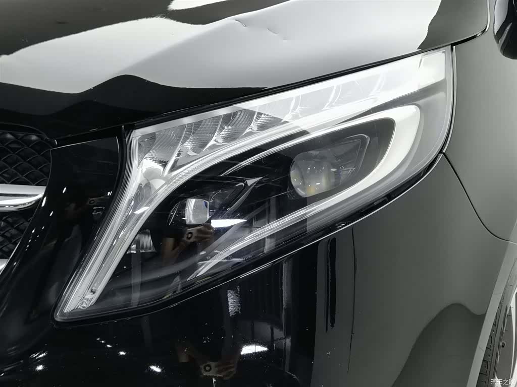 Mercedes-Benz V-Class, 2021 7