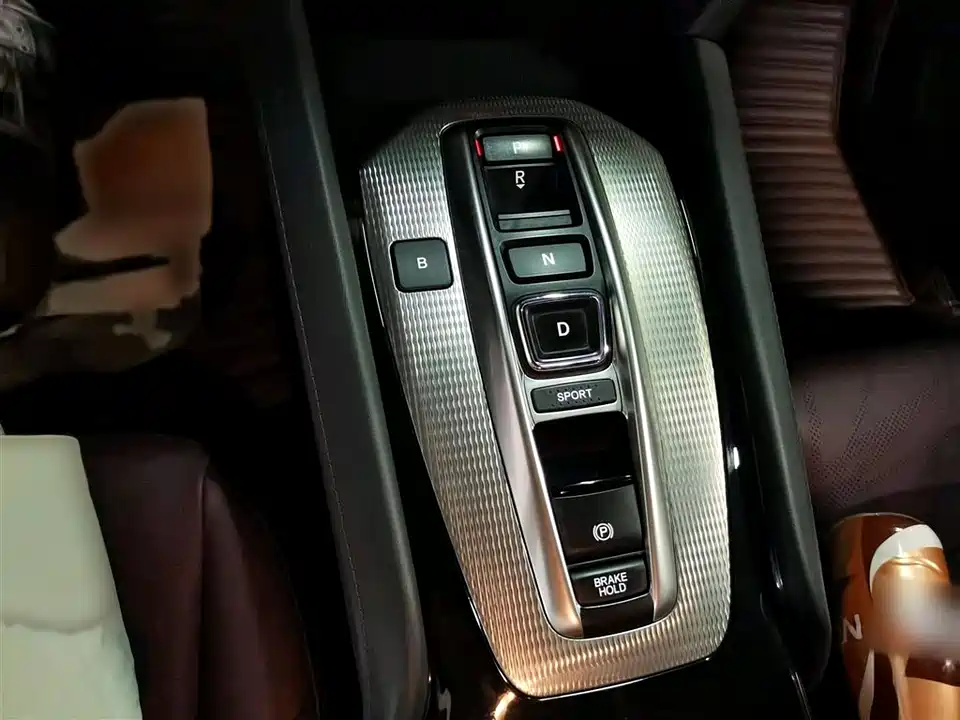 CIIMO Dongfeng Honda M-NV