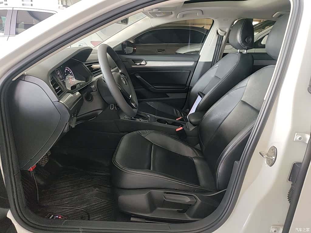 Volkswagen Lamando, 2019 15