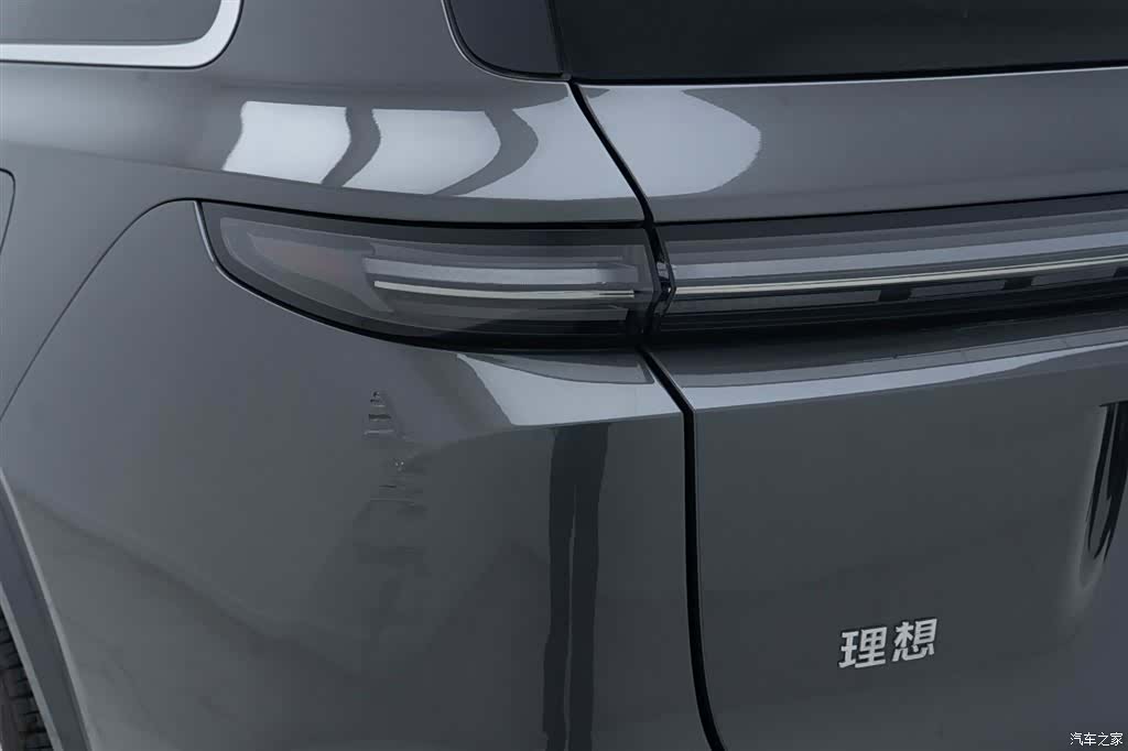 Li Auto L9, 2023 14
