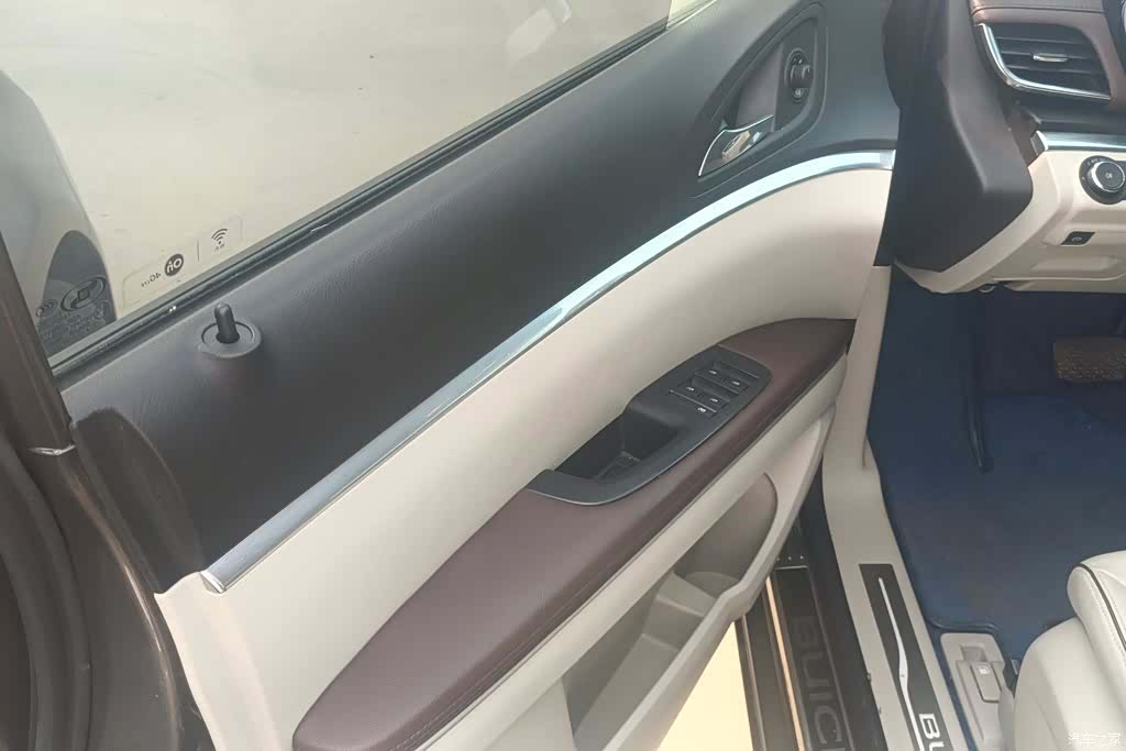 Buick GL8, 2021 7