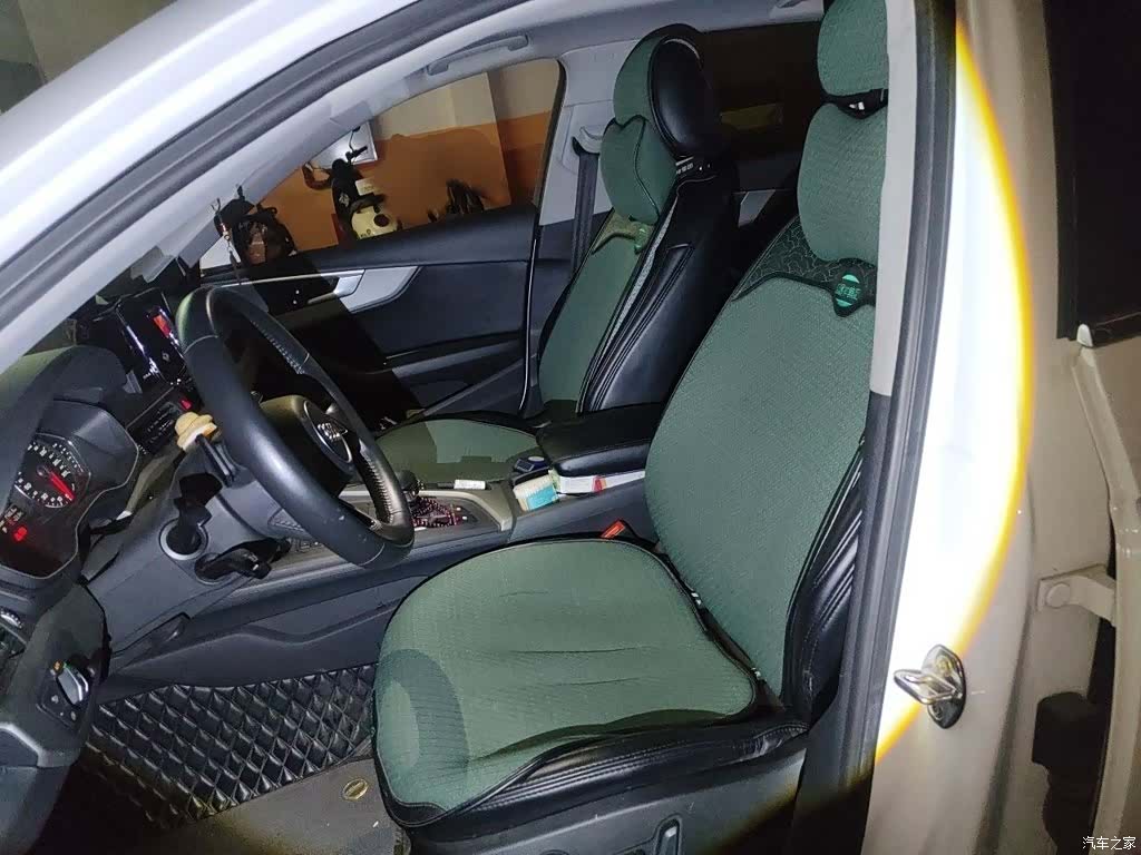 Audi A4L, 2019 8