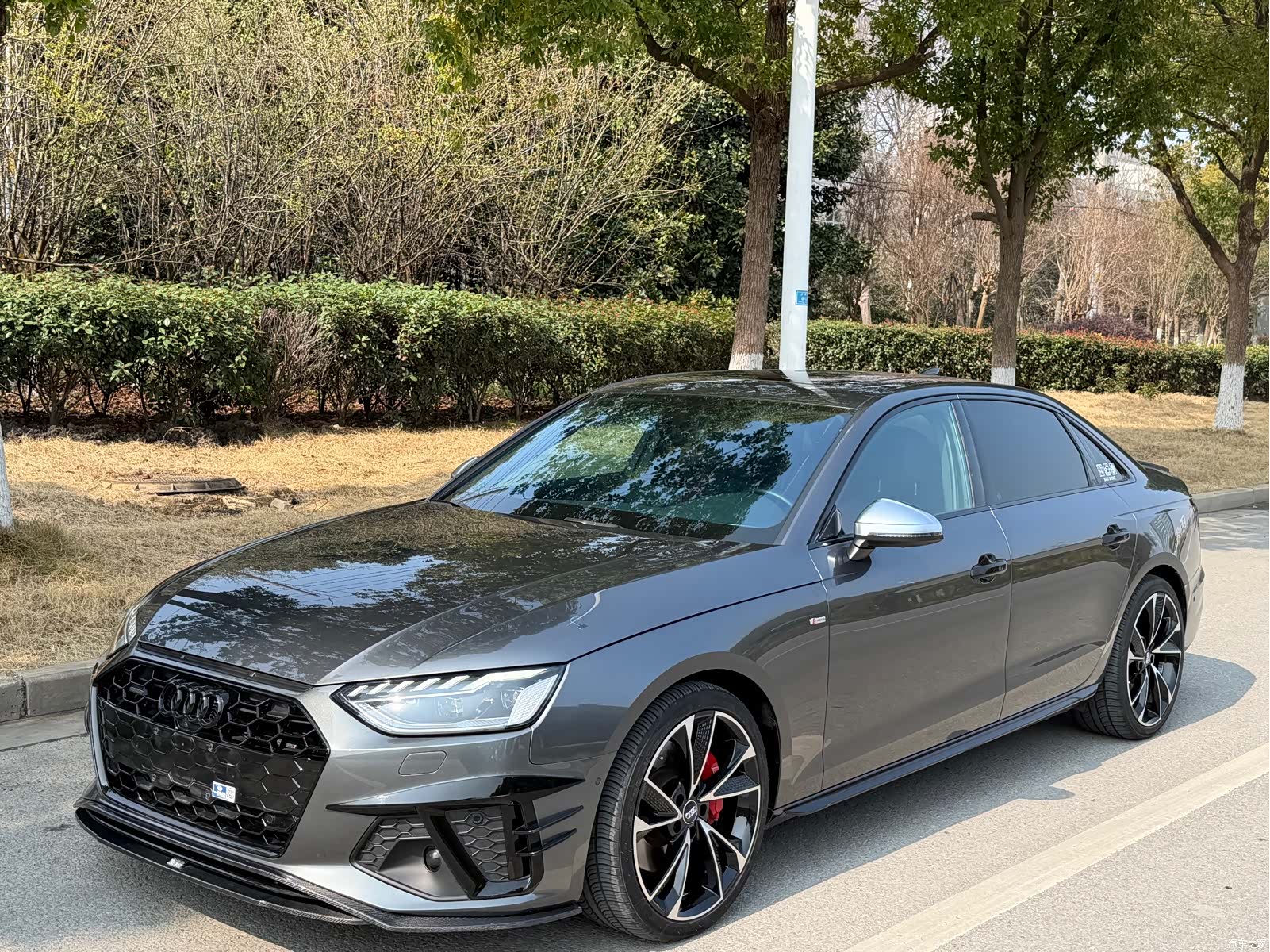 Audi A4L, 2022 1
