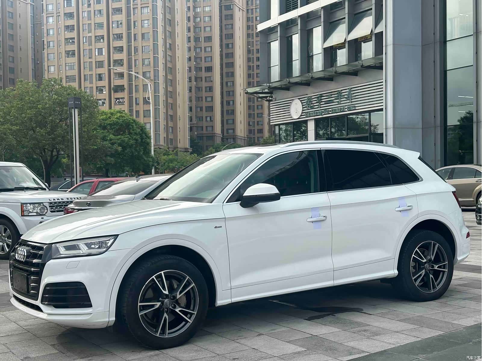 Audi Q5L, 2018 1