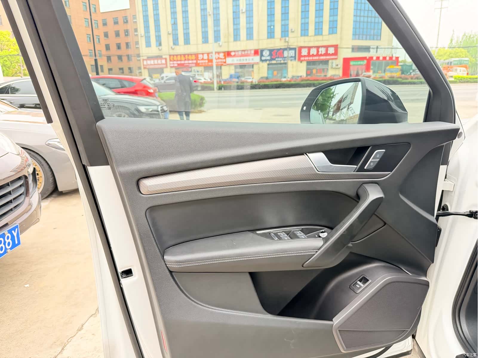 Audi Q5L, 2024 6