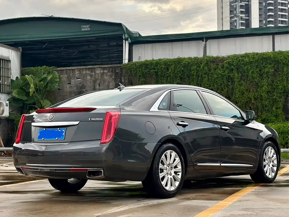 Cadillac XTS
