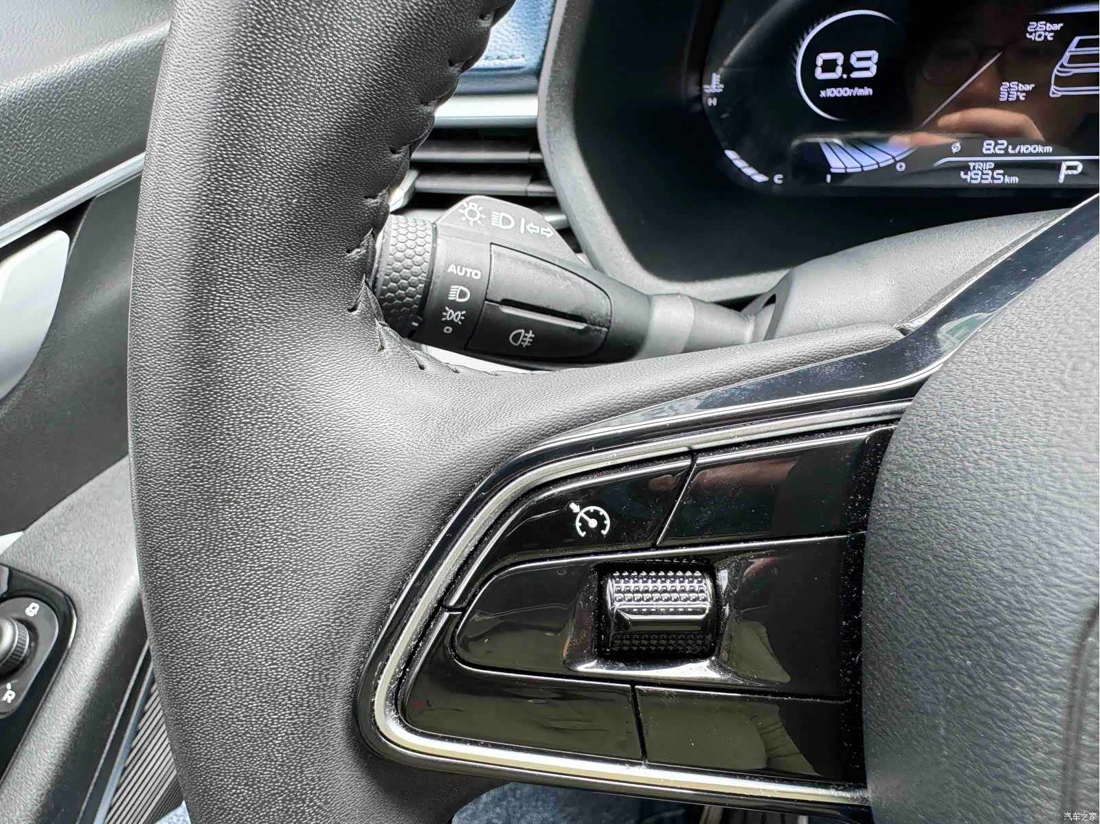 Geely Emgrand, 2022 24