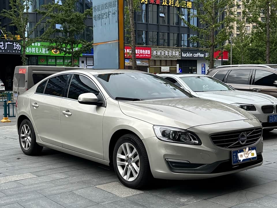 Volvo S60