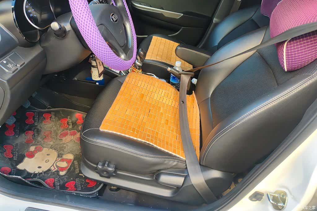 Kia K2, 2015 9