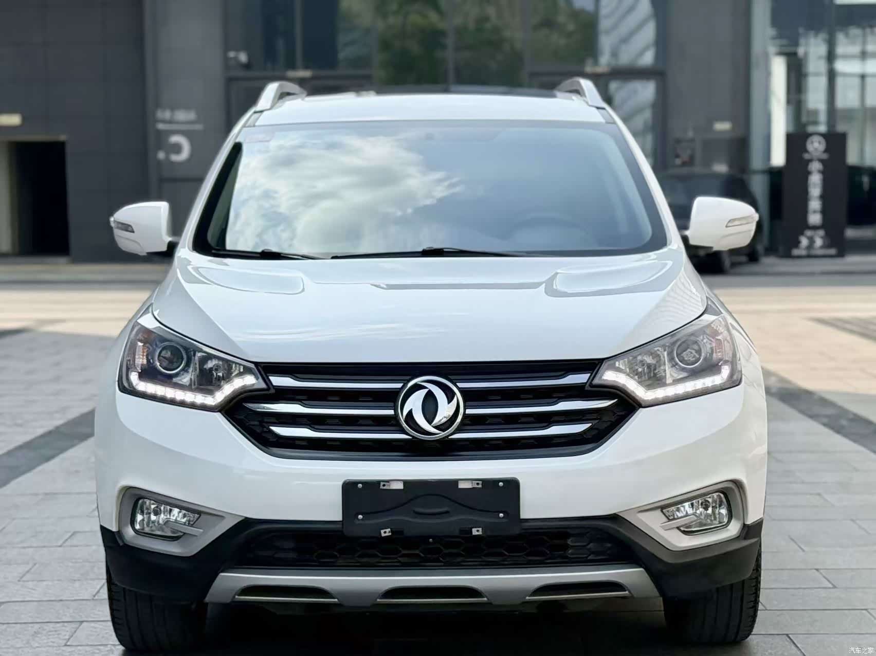 DongFeng AX7, 2016 2