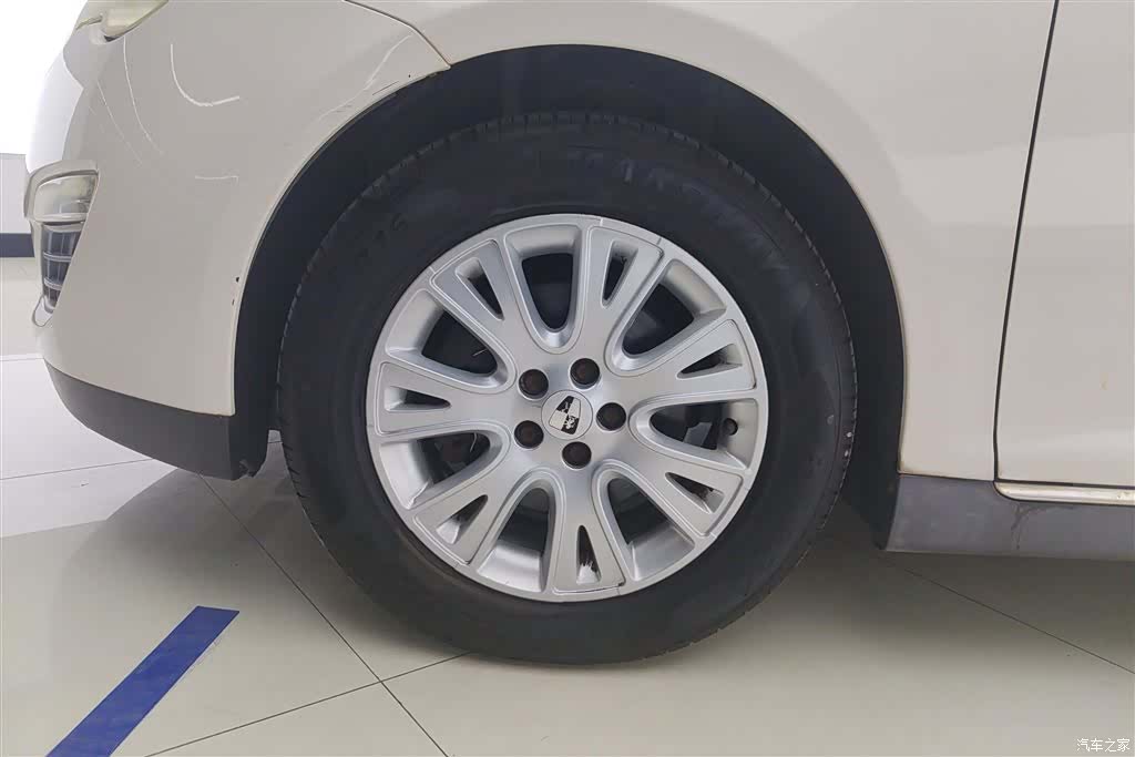 Roewe 550, 2012 6
