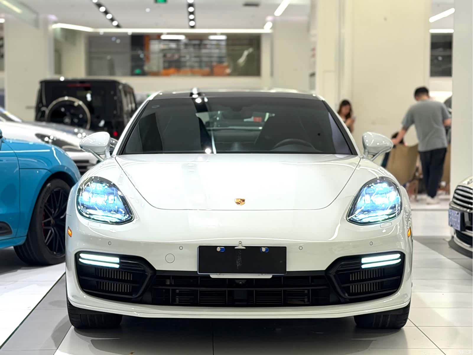 Porsche Panamera, 2018 2