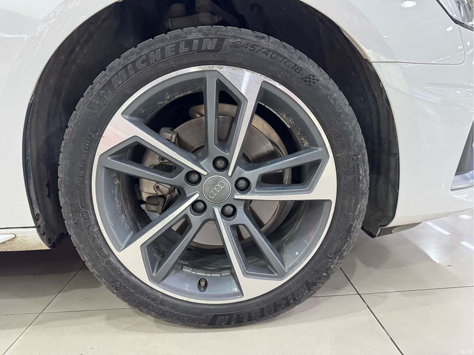 Audi A4L, 2021 25