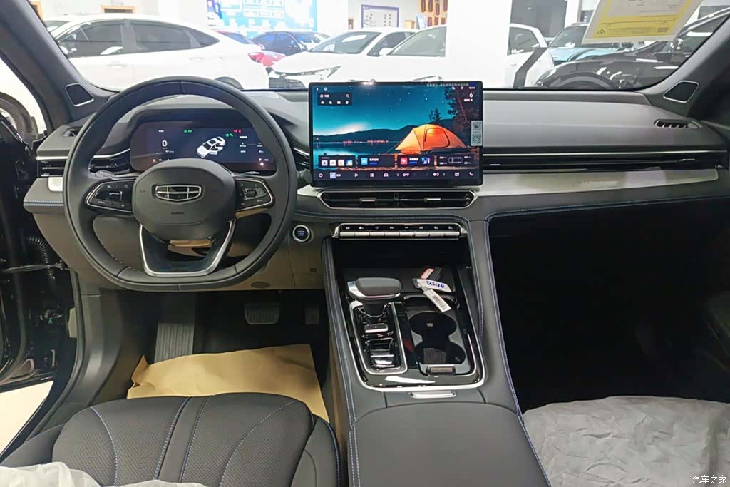 Geely Preface, 2026 12