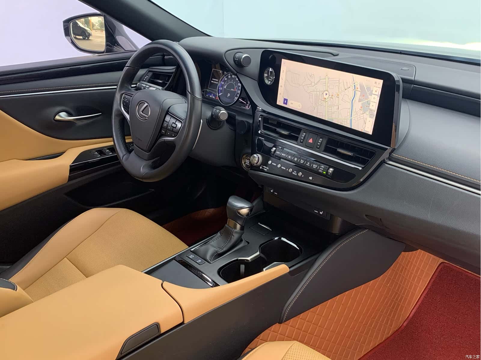 Lexus ES, 2022 15