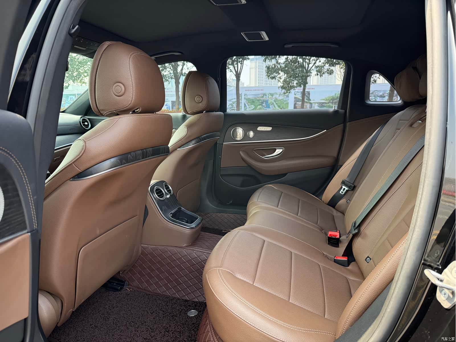 Mercedes-Benz E-Class, 2021 8