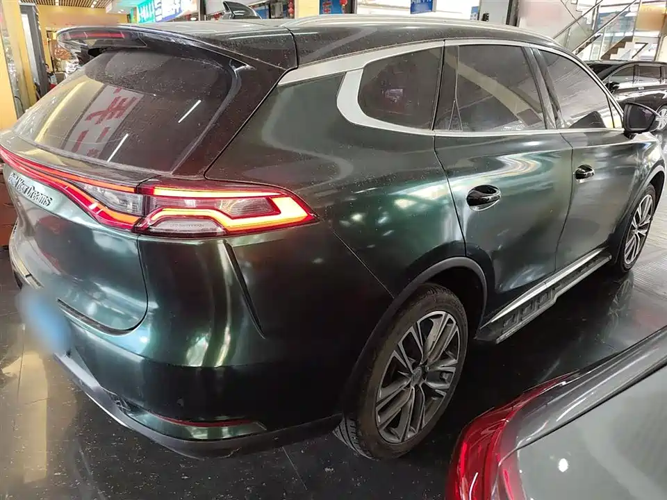 BYD Tang