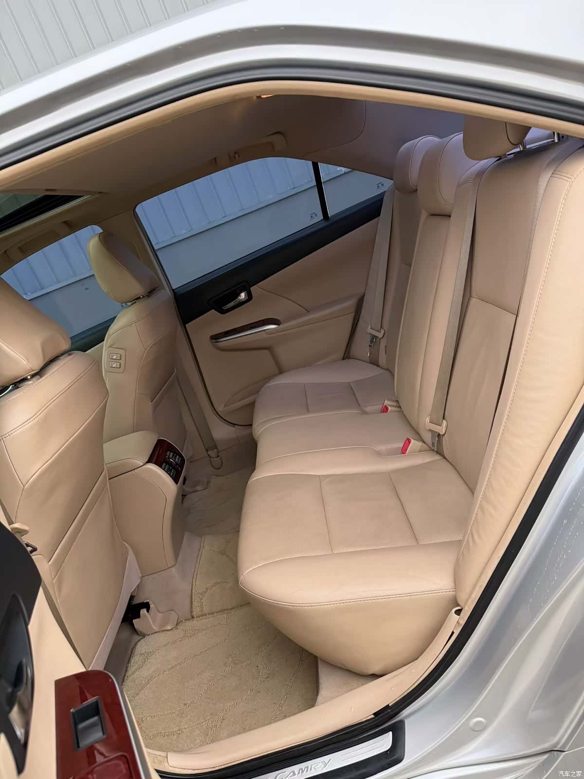 Toyota Camry, 2014 7
