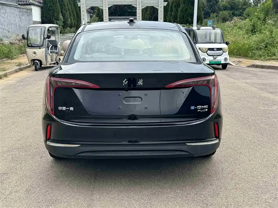 Hongqi E-QM5 Hongqi E-QM5