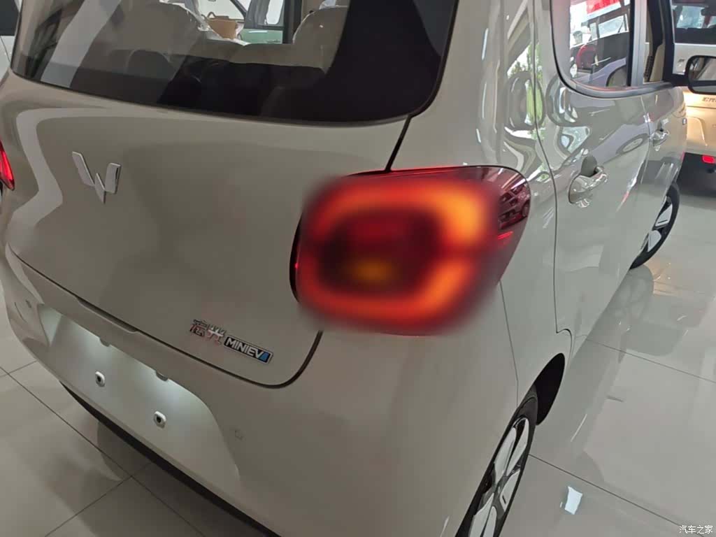 Wuling MINIEV, 2026 8