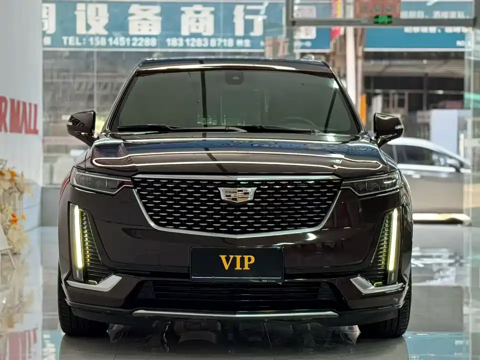 Cadillac XT6