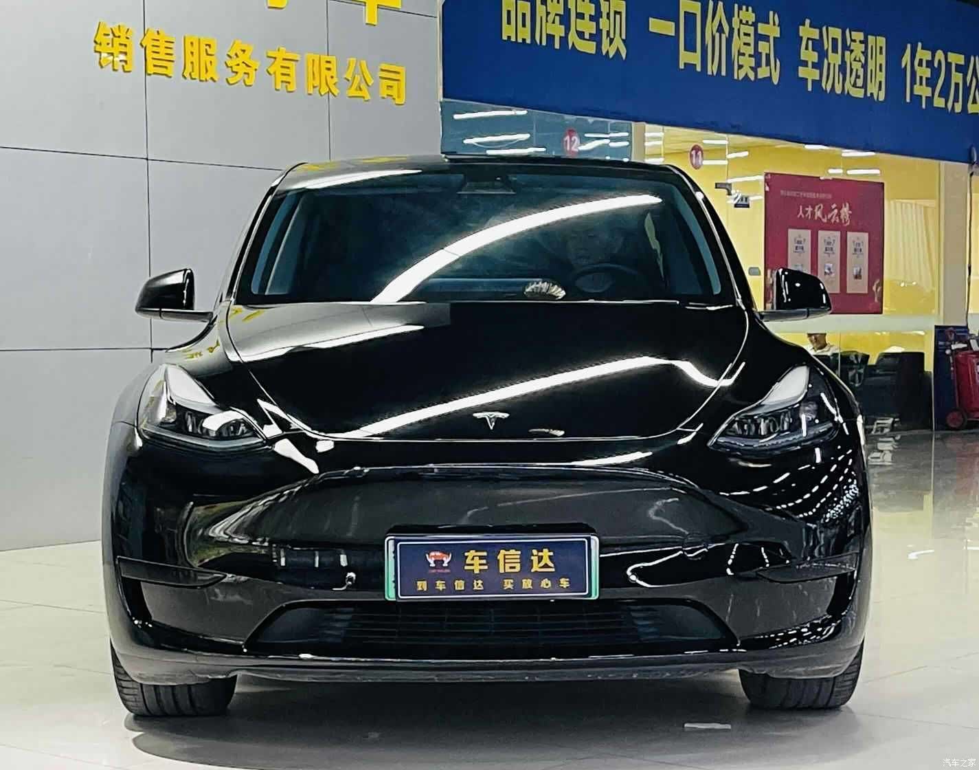 Tesla Model Y, 2022 2