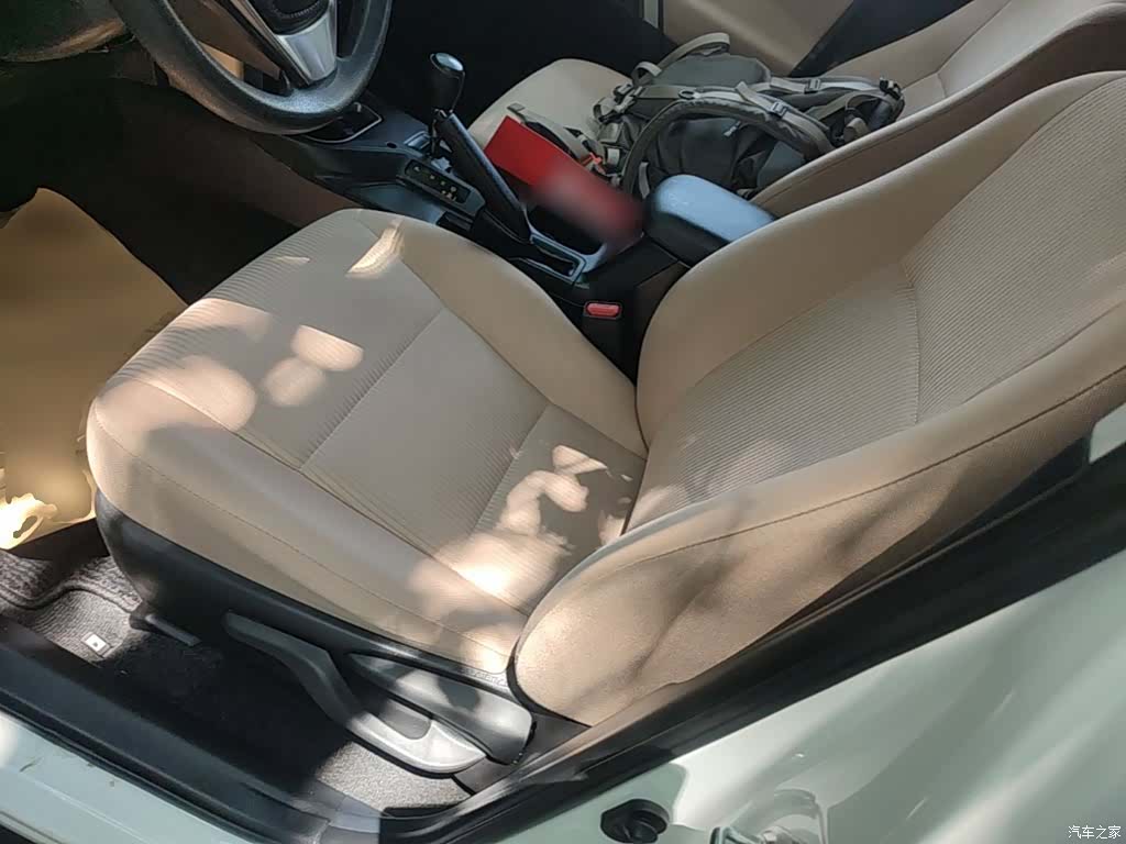 Toyota RAV4, 2017 15