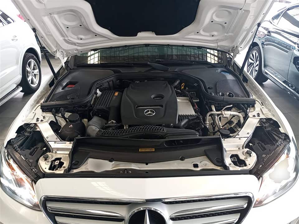 Mercedes-Benz E-class Mercedes-Benz E-class