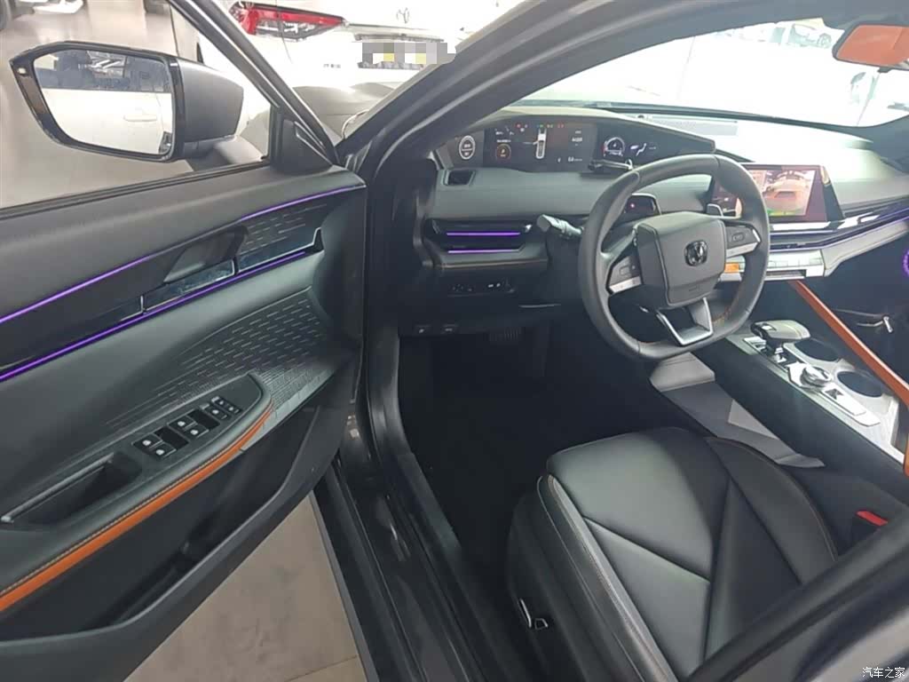 Changan UNI-V, 2022 16
